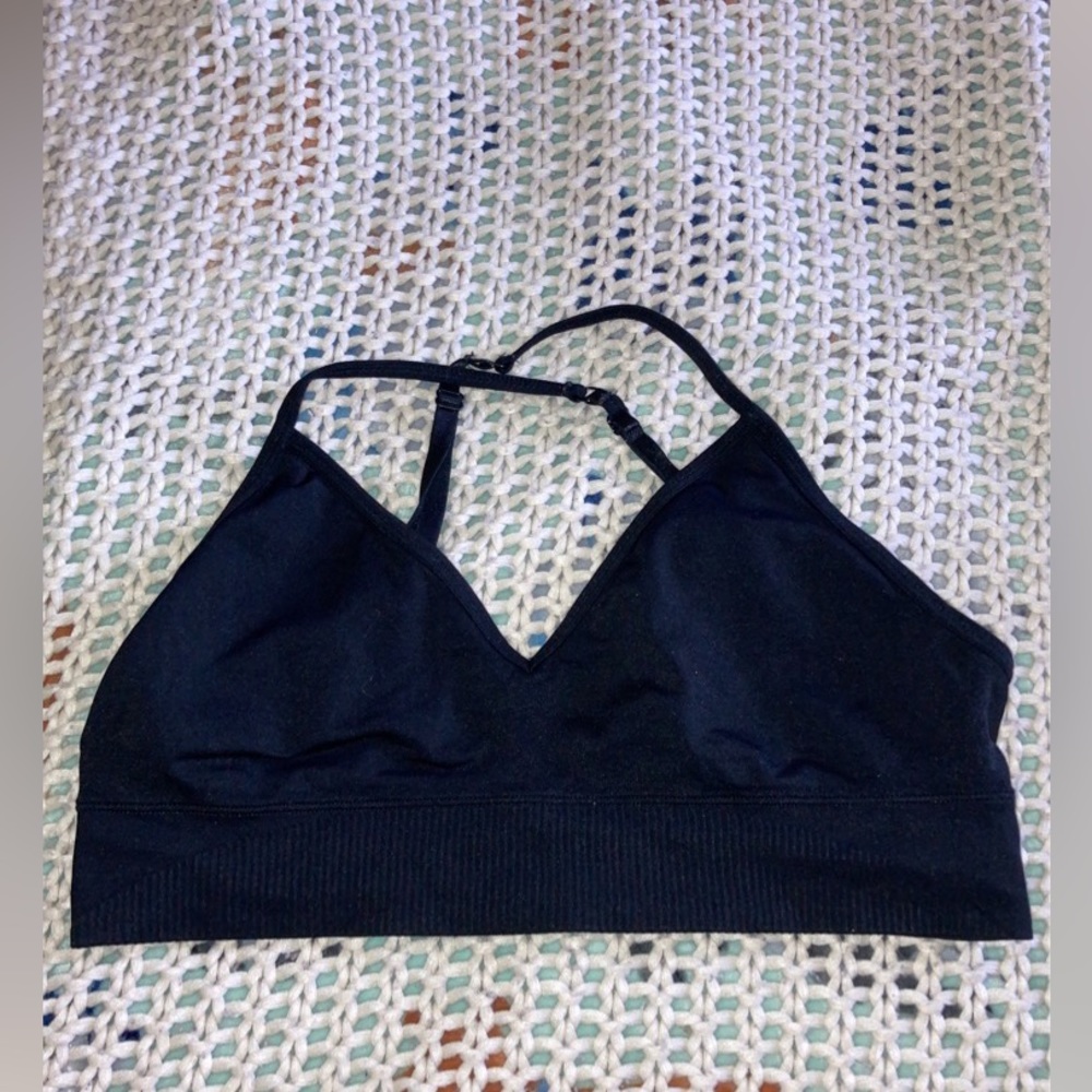 forever 21 adjustable strappy sports bra